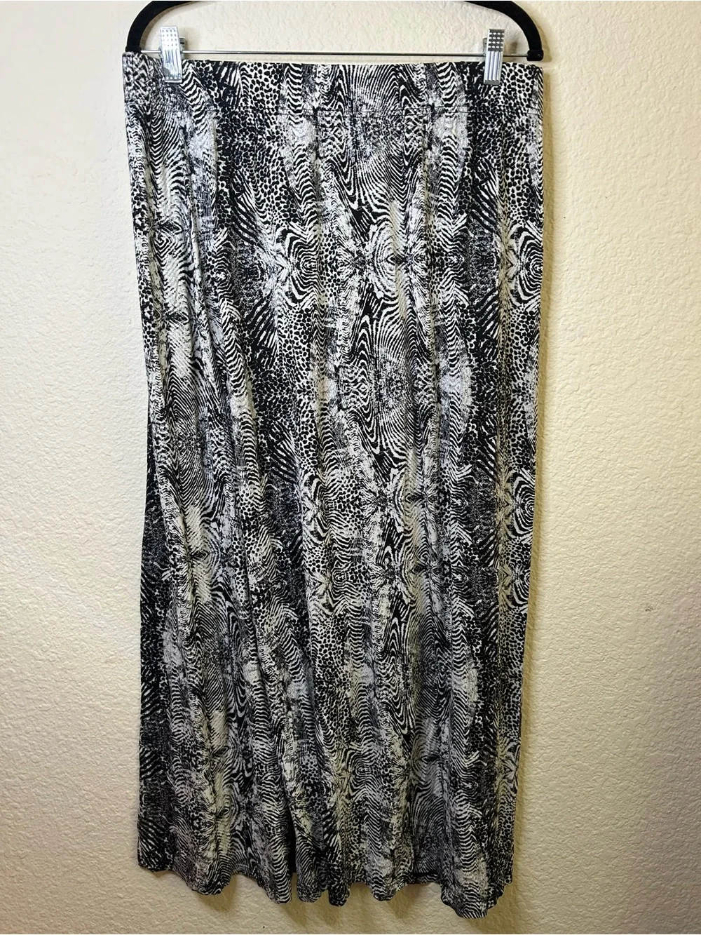 Christopher &‎ Banks Black & White Animal Pattern Printed Maxi Skirt Festival Be